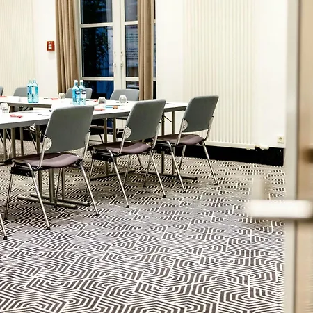 One Frankfurt-hauptbahnhof فندق فرانكفورت