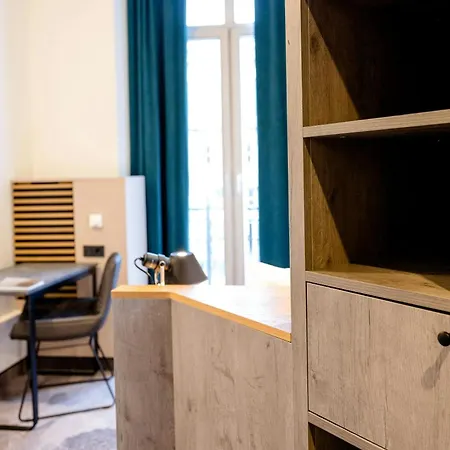 One Frankfurt-hauptbahnhof 3*
