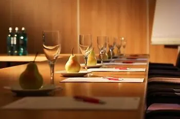 One Frankfurt-hauptbahnhof 4* 프랑크푸르트