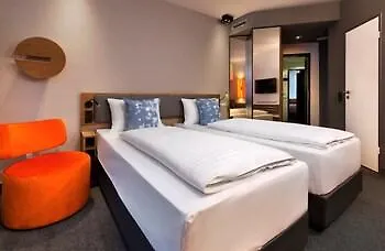 One Frankfurt-hauptbahnhof 호텔