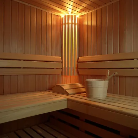 One Frankfurt-hauptbahnhof 4*