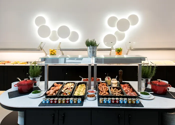 One Frankfurt-hauptbahnhof 3*