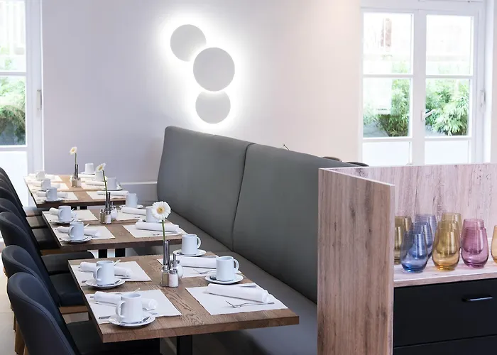 One Frankfurt-hauptbahnhof Hotel 3*