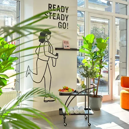 One Frankfurt-hauptbahnhof Hotel 4*