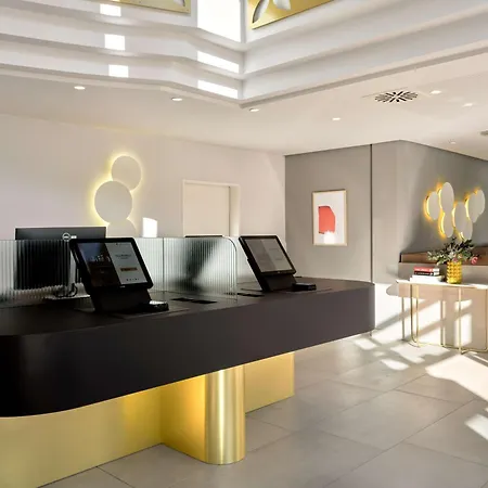 One Frankfurt-hauptbahnhof Frankfurt am Main