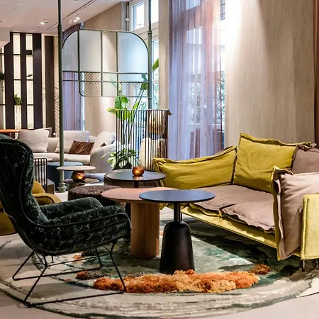 One Frankfurt-hauptbahnhof 3*