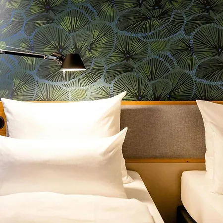 Hotel One Frankfurt-hauptbahnhof 3*